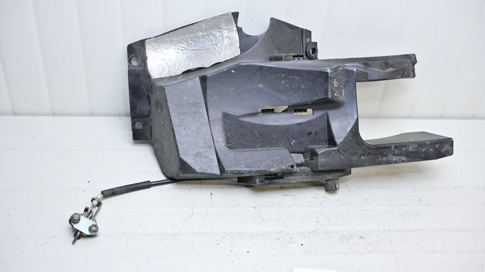 Undertail Plastic Roata Spate Incuietoare Sa Yamaha FZ6 2004 - 2009