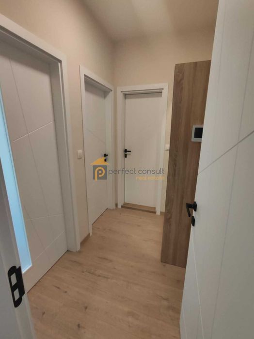 Дава се под наем Двустаен апартамент в Пловдив, Кършияка - 65 кв.м за 648.21 € - Снимка #4