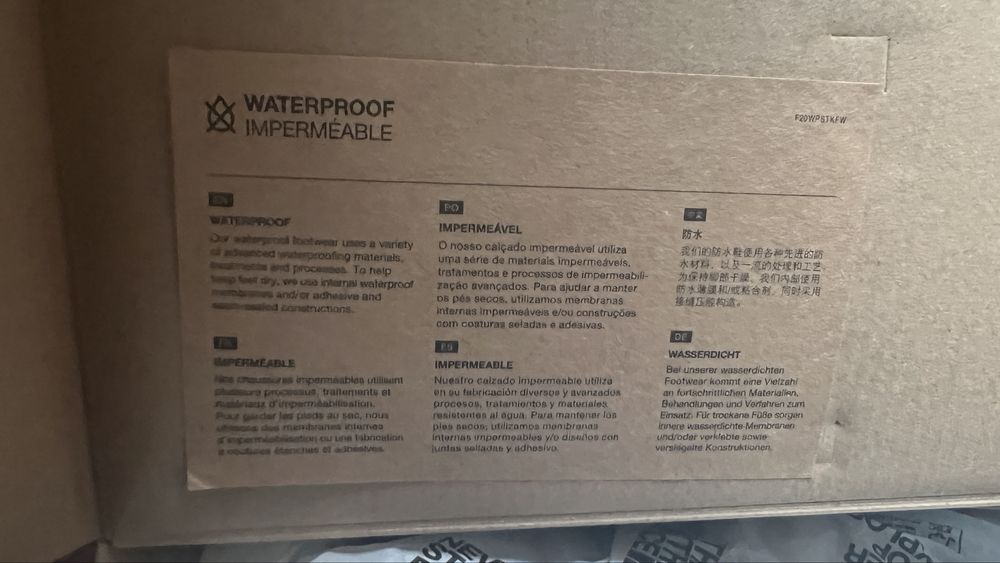 Продавъм: The North Face зимни обувки с GORE-TEX