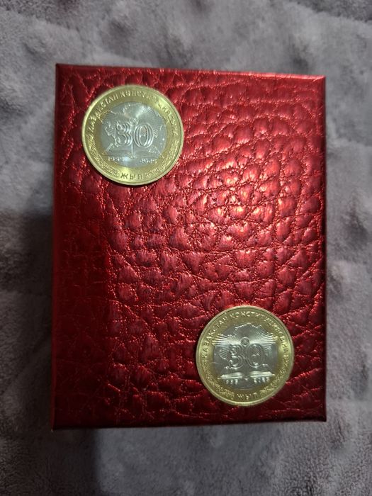 Юбилейные 100 тг срочно