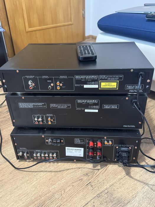 Linie audio Marantz cu telecomanda