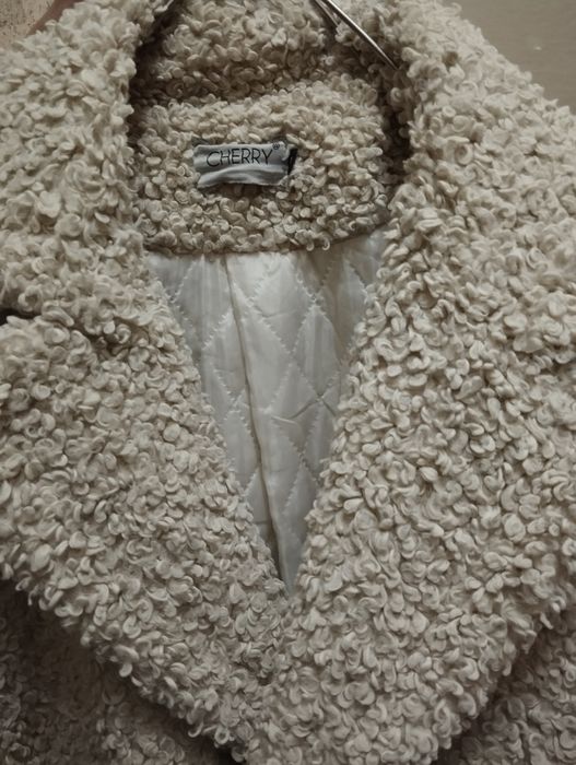 Зимнее женское пальто.