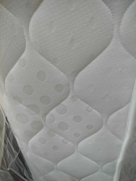 Подарявам ГОЛЯМ МАТРАК 160/200