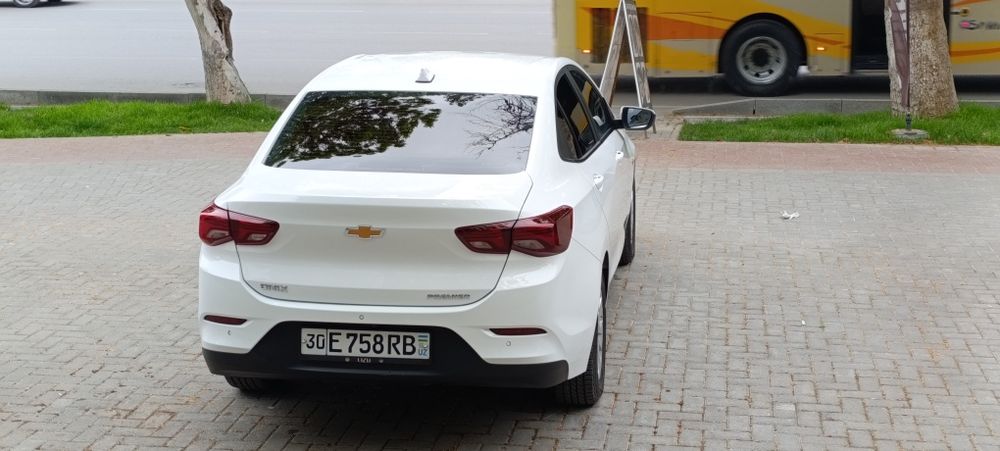 Продается автомобиль оних