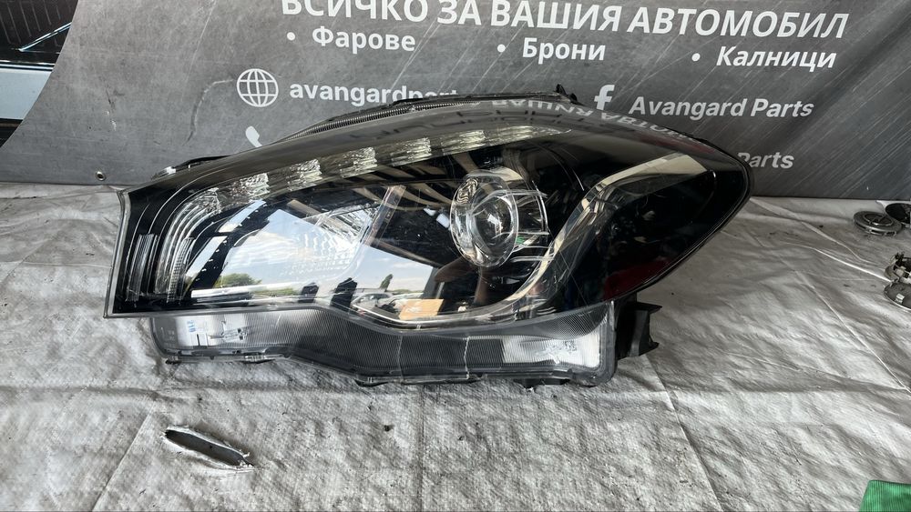 3 броя десен и 2 брой ляв фар Suzuki SX4 S Cross 2013-