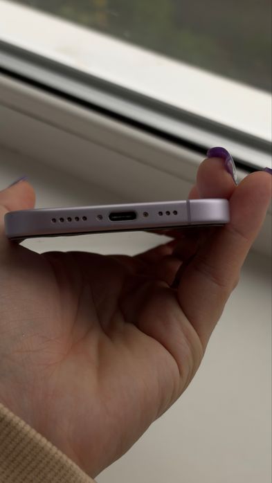 Продам iphone 17
