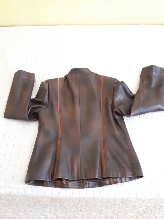 Естествена кожа яке 40 номер