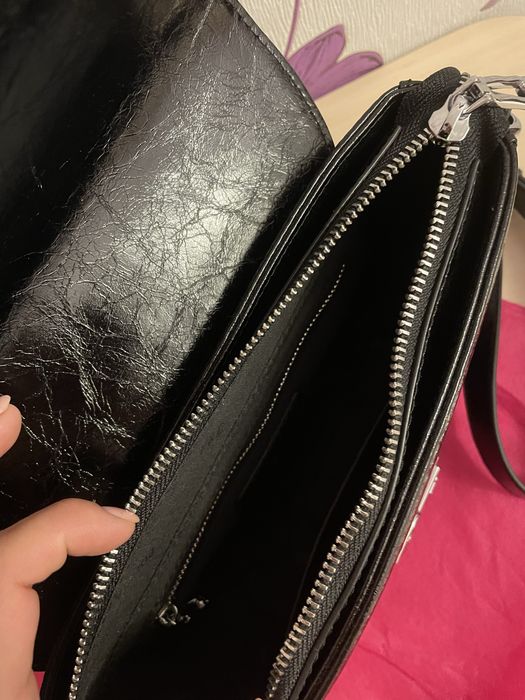 Продам кожаную сумку