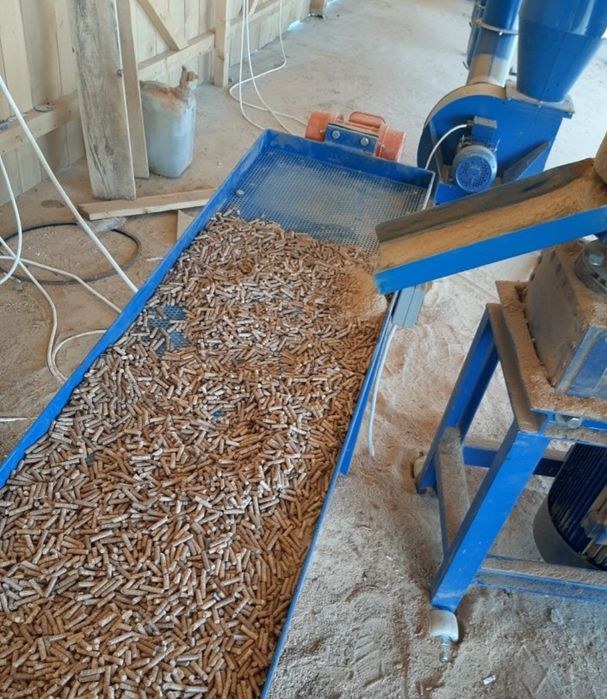 Masa cernut (vibrat) peleti, rumegus, cereale etc