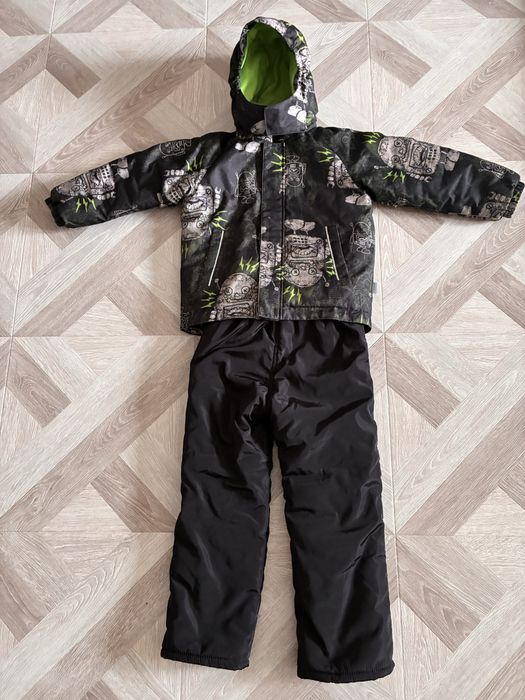 Куртка+ брюки+ шапка= 9000