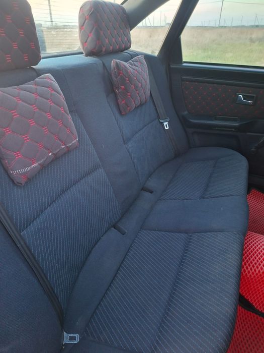 Продам Ауди 80 б4