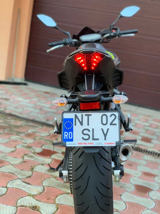 YAMAHA MT-07 2017 practic nou, dar la un preț corect.