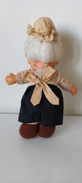 Papusa - Bunica - Bunicuta