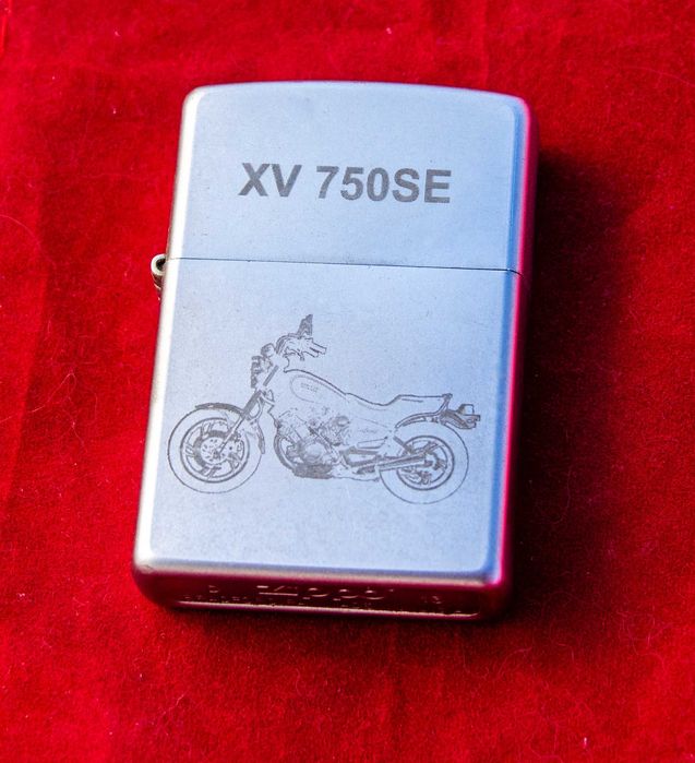 Bricheta Zippo unicat
