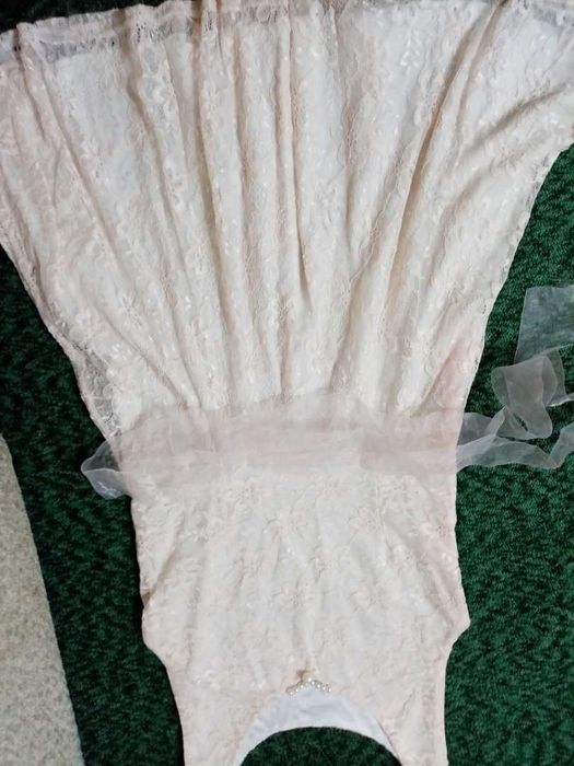 Отдам платье на девушку за шоколадку