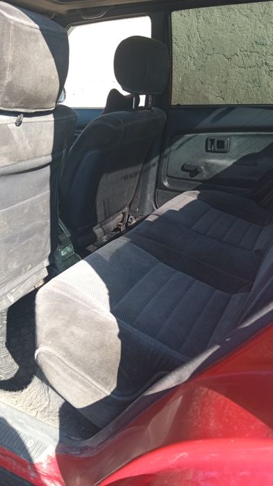 Срочно продам машина вотличном  состояние