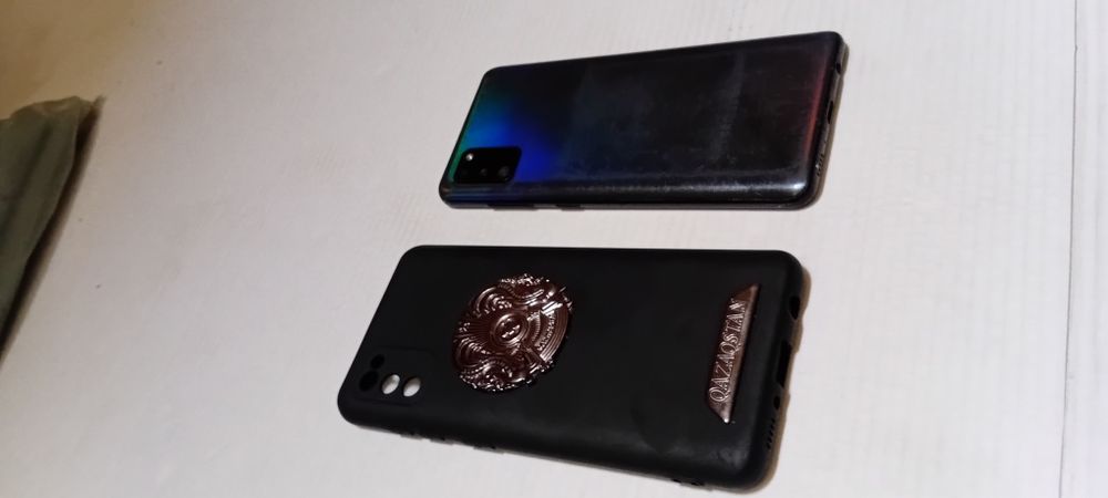 Продам телефон Самсунг А 41
