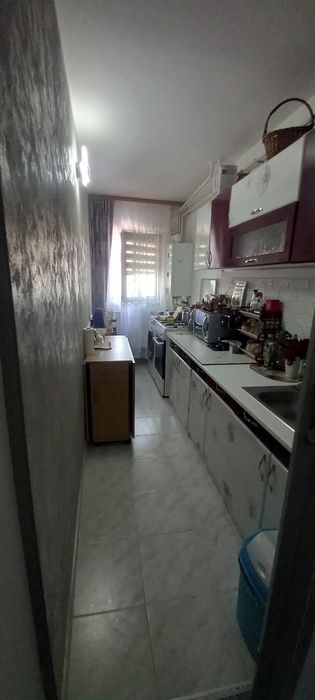 Vand garsoniera  zona Grivita