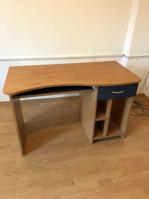 Бюро за компютър - за oфис