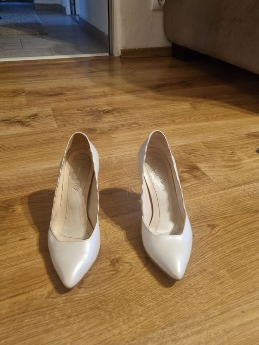 Pantofi mireasa marime 35