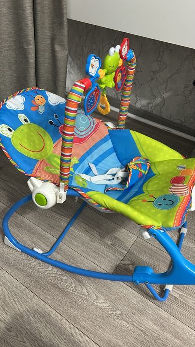 Продам детский шезлонг! б/у