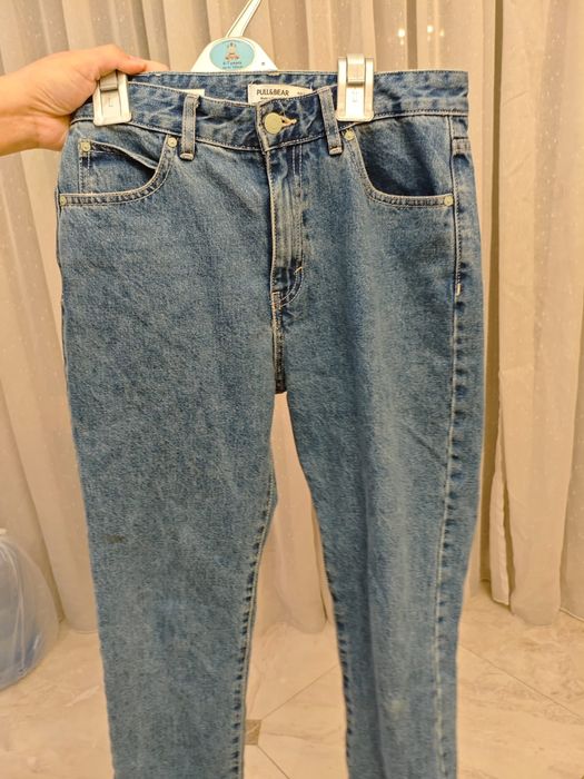 Синие джинсы женские