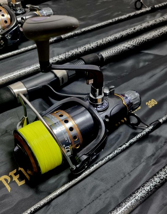 SET 3 Lansete Crap Diamant Alb 3.90 4.0Lbs +3 Mulinete J3 50FR