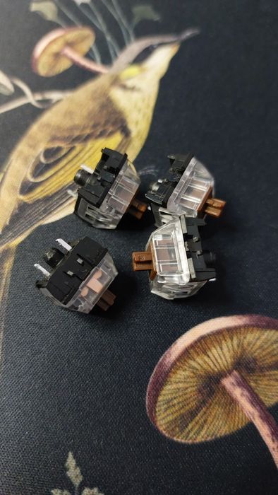 Механични суитчове за клавиатура Kailh Brown Tactile 110 броя