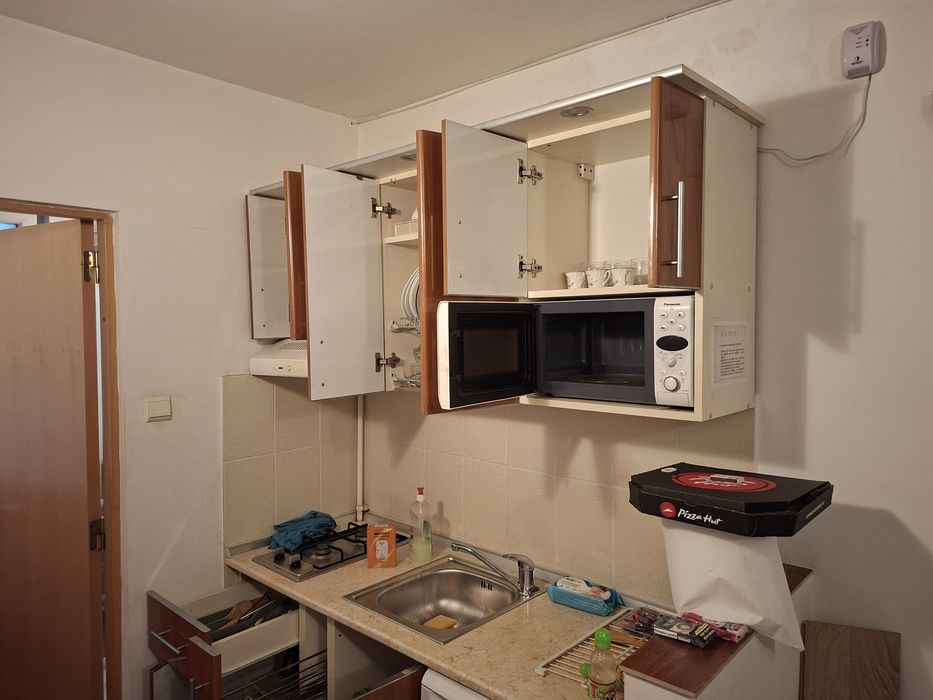 Vand mobila plus electrocasnice complet apartament