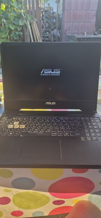 Vând leptop gaming