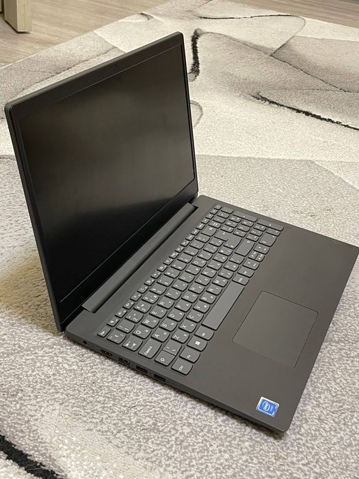 Ноутбук Lenovo V15 igl