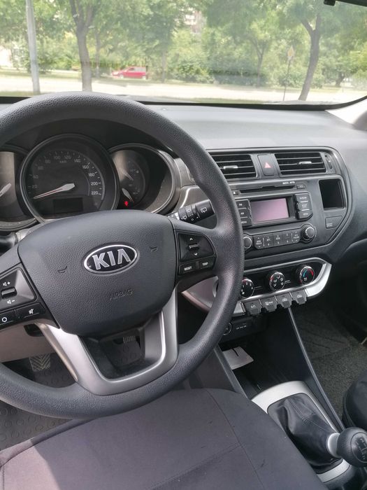 Kia Rio Бензин/Автогаз