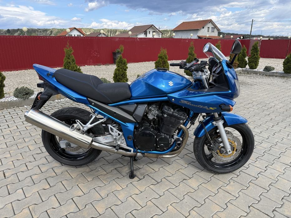 SUZUKI GSF 650 SA BANDIT S SISTEM FRANARE ABS FATA+SPATE km reali absolut impecabil+culoare deosebita+pentru pretentiosi