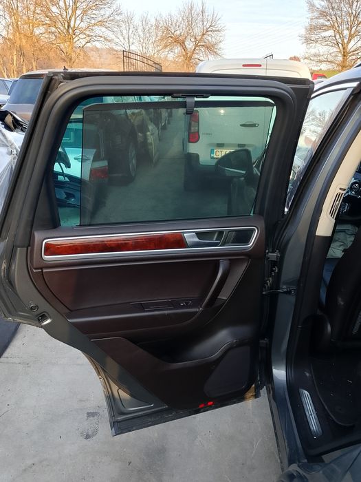 VW Touareg 4.2 TDI V8 , CKD мотор 340 к.с. ,2014 г. 60 броя на части
