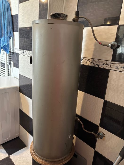 Boiler pe lemne cu focar