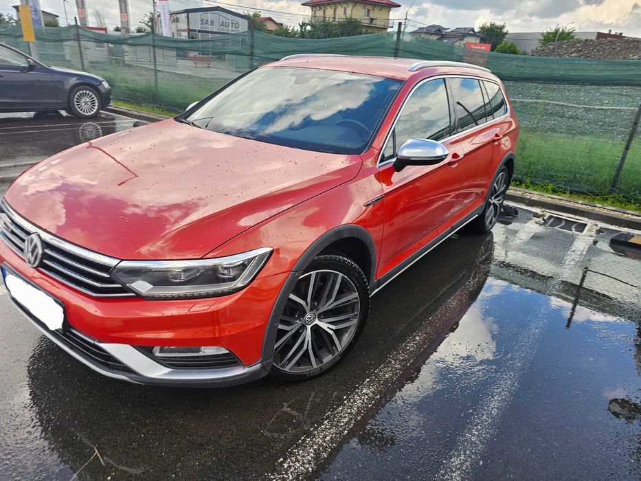 VW Passat Alltrack 2.0 BiTDI 240 CP 4Motion DSG | Matrix | Habanero Orange