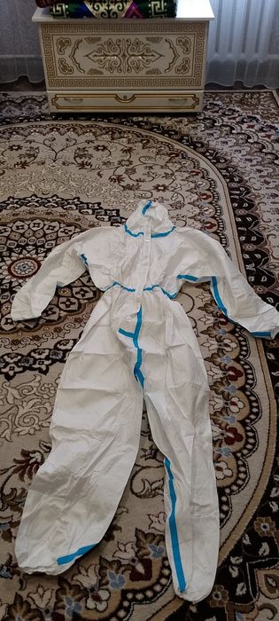 Продам новый защитный комбинезон