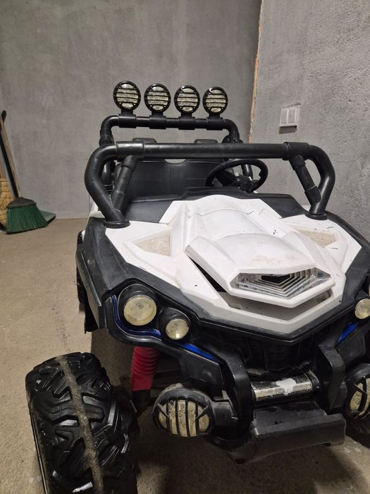 Продам Машинку электрический