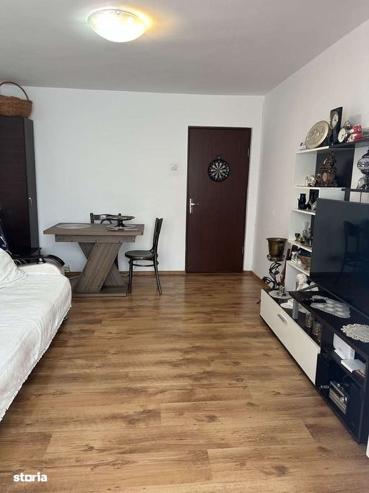Campina - ap. 2 cam - et 1/mobilat - 63000 Euro