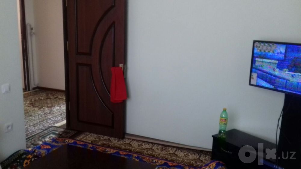 Ishtixon tumani uy sotiladi