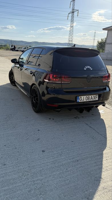 VOLKSWAGEN Golf 2011 — imagine 4