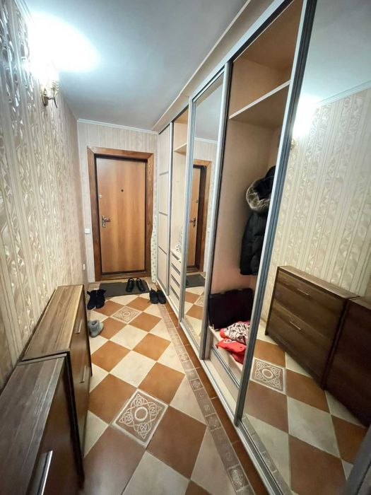 3-х ком квартира, 12 мкр