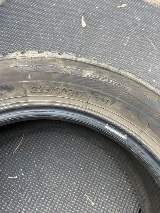 Продам шины 225. 60. R17