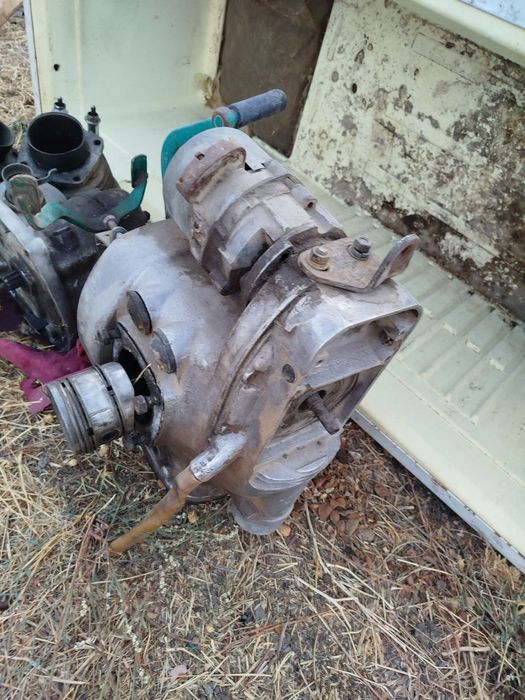 Урал коробка мотор силиндр сотилади