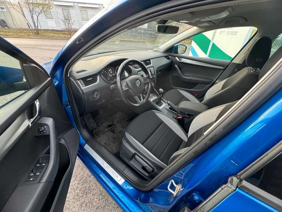 Piese auto Skoda Octavia 3 2.0tdi Ckf 8x8x race blue