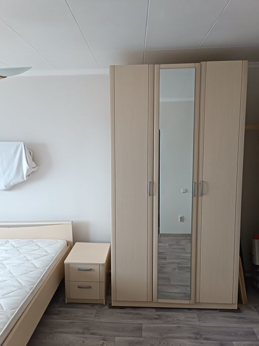 Продам спальный гарнитур