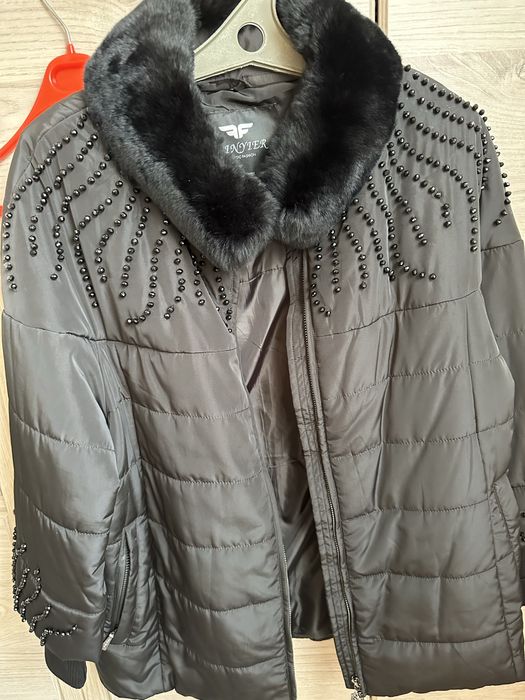 Продам куртку весна осень