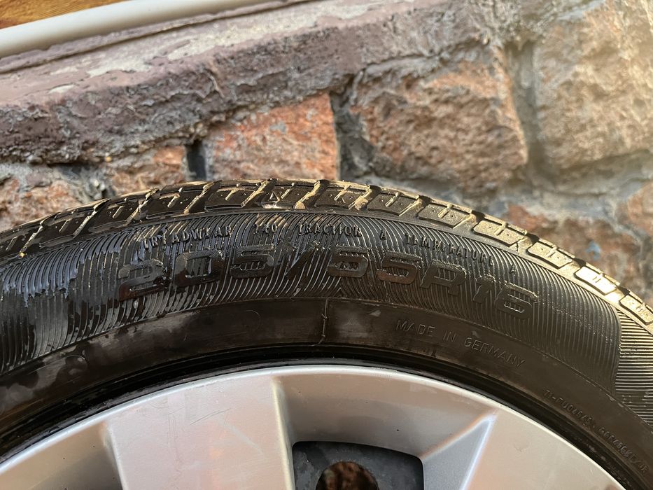 Продам 4 колеса 205/55R16