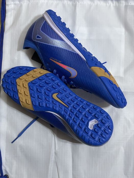 Ghete fotbal de sintetic marime 40-41-42