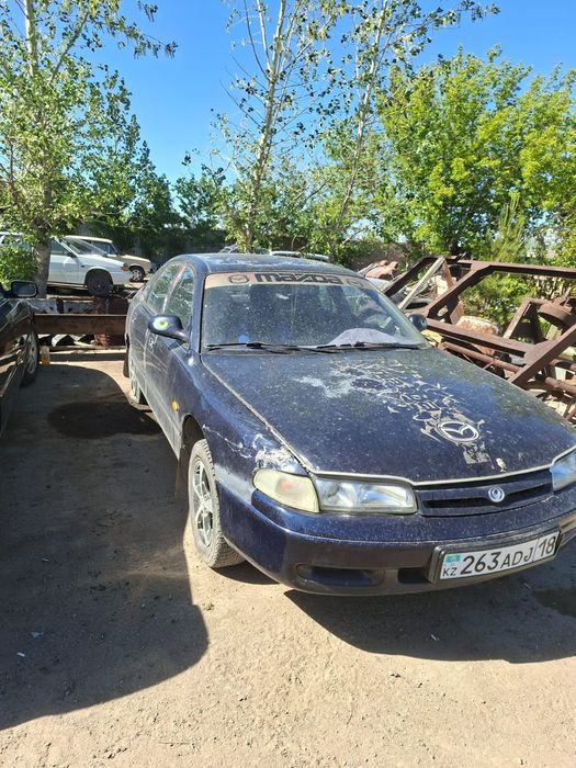 Продам машину Мазда